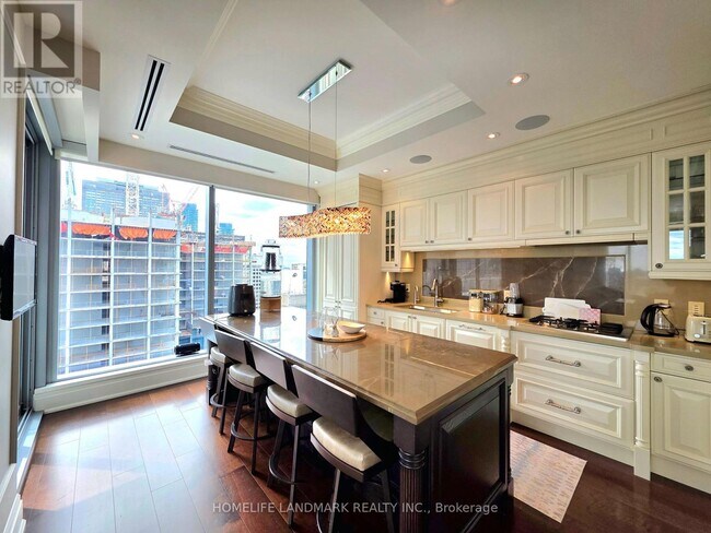 Photo - 55 Scollard St Unit 2303