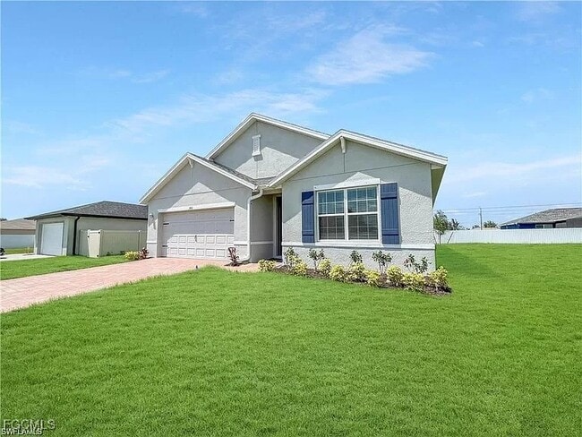 Building Photo - 2210 NW 11th St