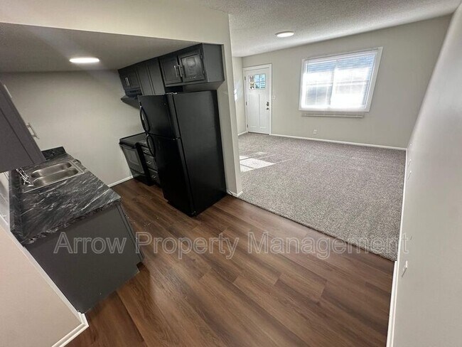 Photo - 2933 P St Unit 2