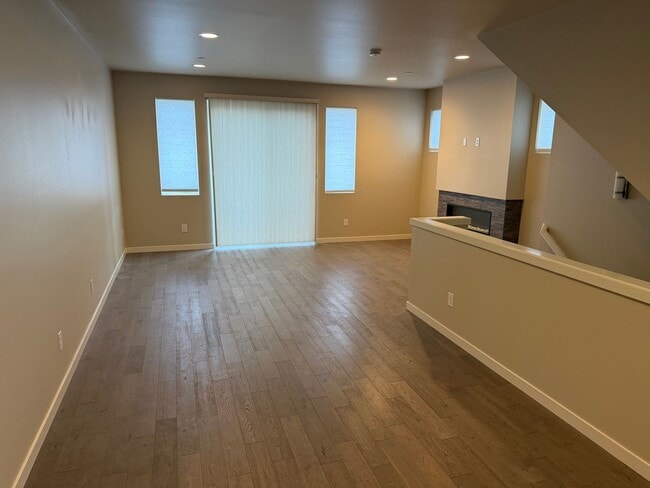 Photo - Renton Highlands newer 2bd Townhome For Rent!