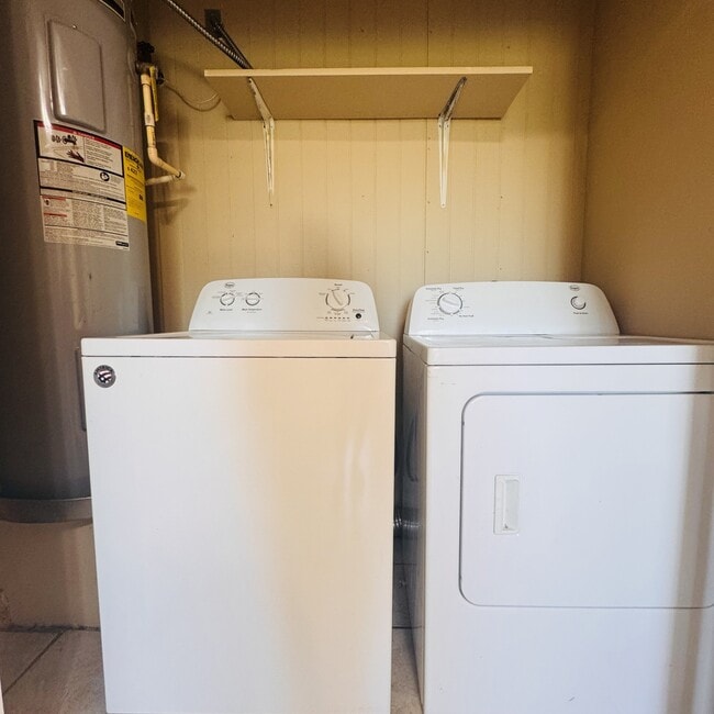 Photo - 107 Chicago Ave Unit 107 (018.001.004)