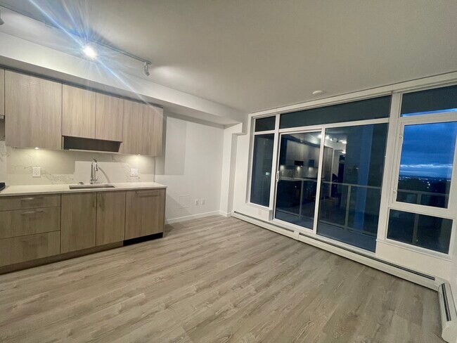 Studio in Surrey Central