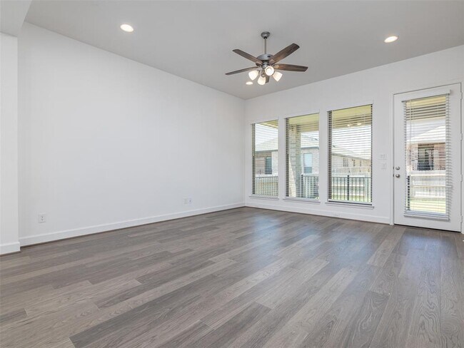 Photo - 217 Gary Wayne Dr