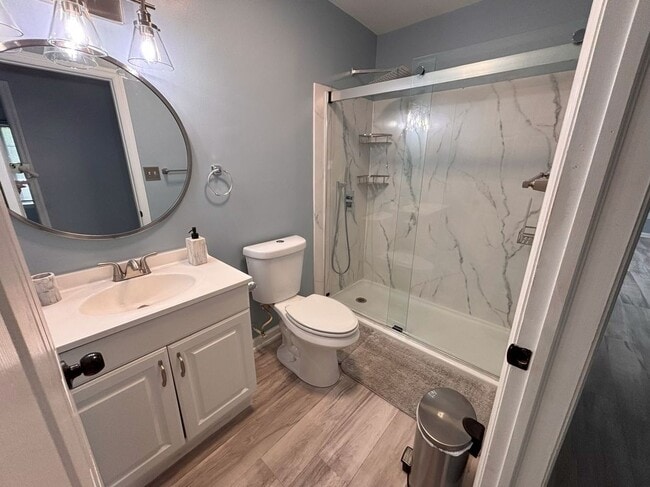 Photo - 96 Tecumseh Trail