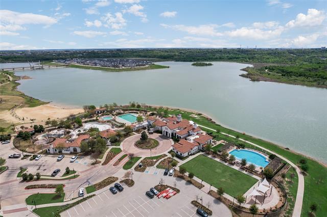 3116 Winter Rose Way