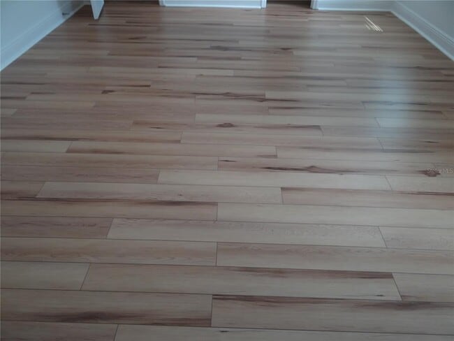 Photo - 4052 River Bank Way