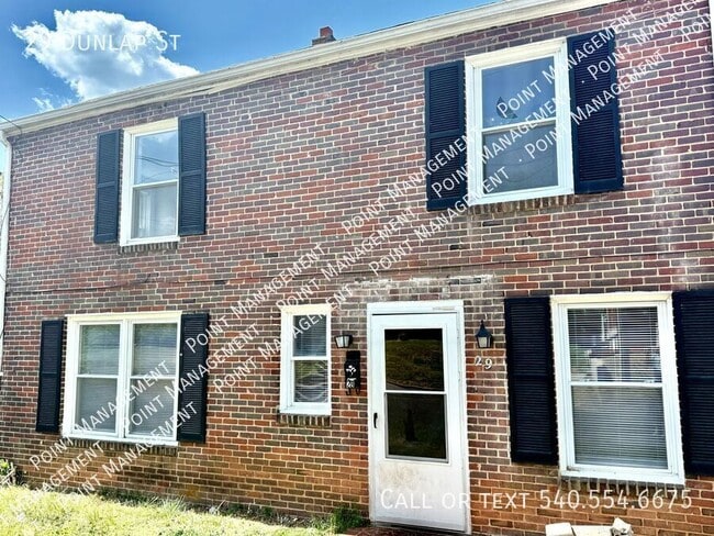 Building Photo - 29 Dunlap St
