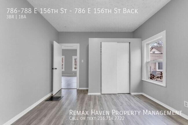 Photo - 786-788 E 156th St-786 E 156th St Back Unidad 786 E 156th St Back