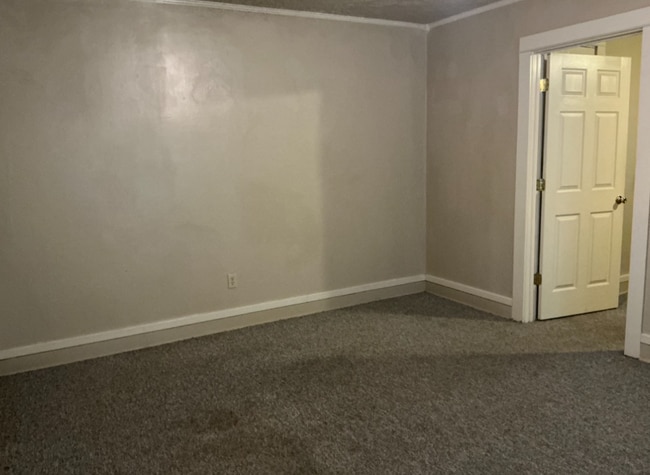 Photo - 535 Main St Unit Apartment 5