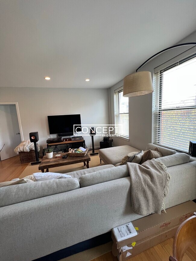 Photo - 1661 Washington St Unidad 302
