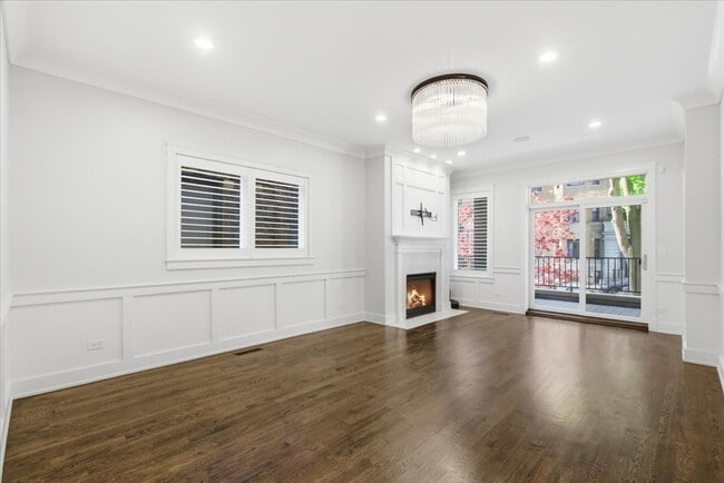Photo - 850 W Lill Ave Unit 1