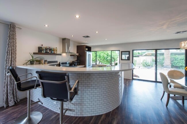 Photo - 3732 E Glenrosa Ave