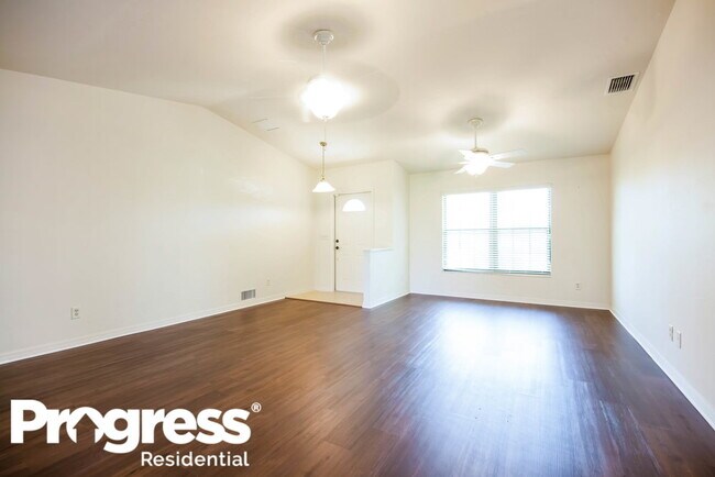 Photo - 3308 SW 6th Pl