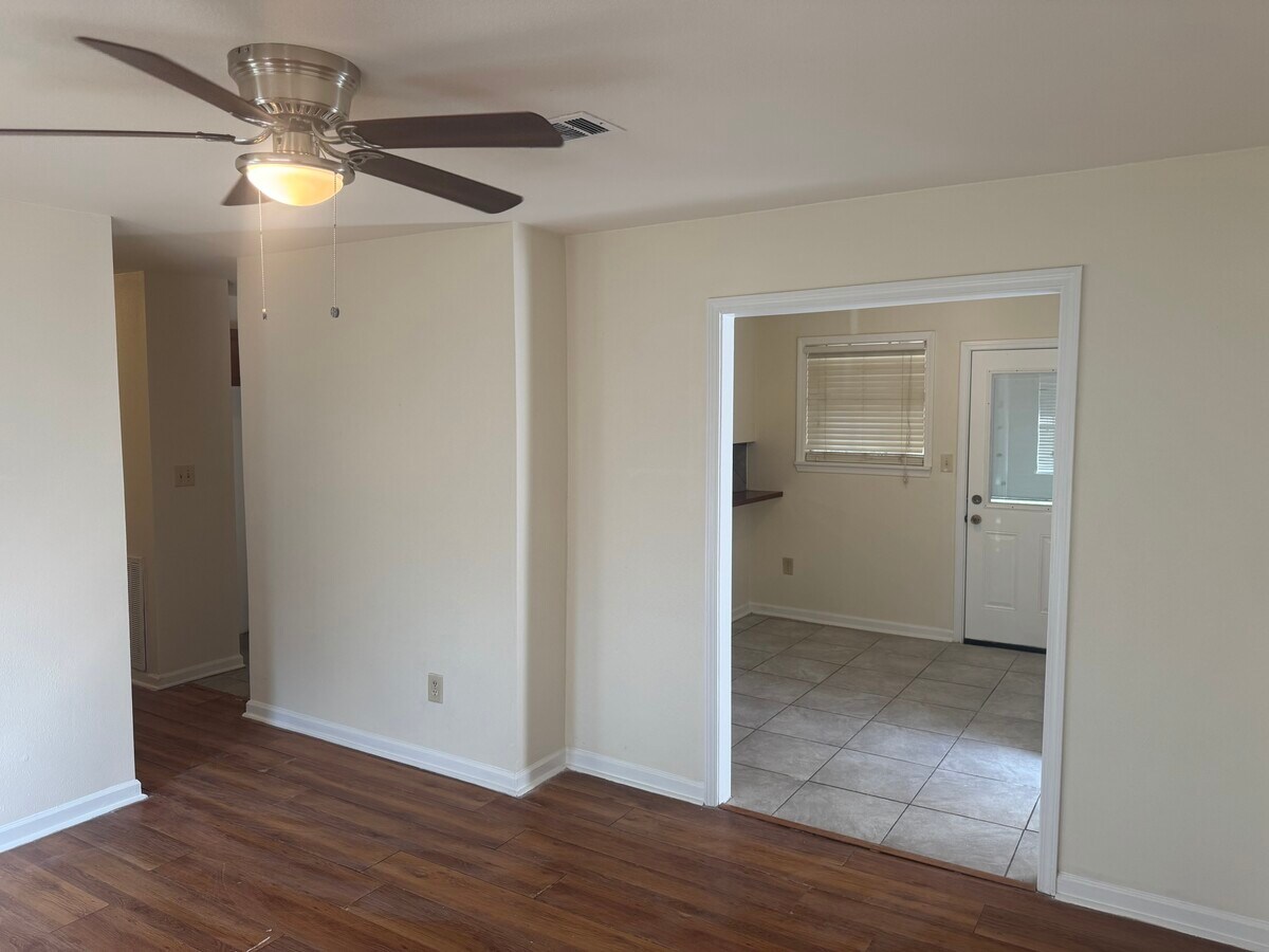 Photo - 5246 Bryant Dr