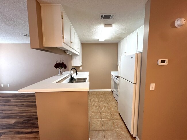 Photo - 161 S Spring View Dr Unidad 1