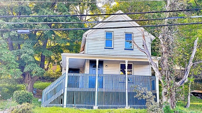 Building Photo - 154 Smith St Rental