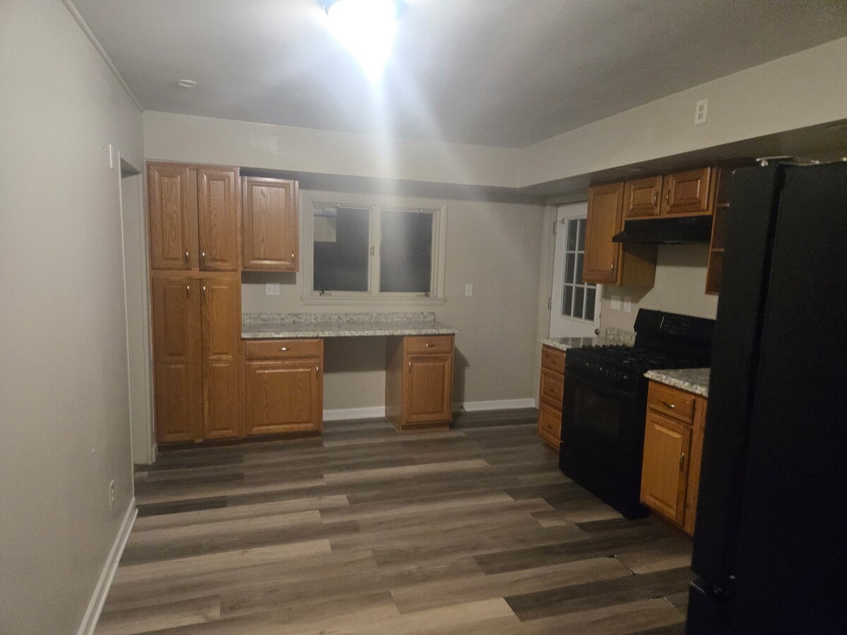 Photo - 920 Adams St