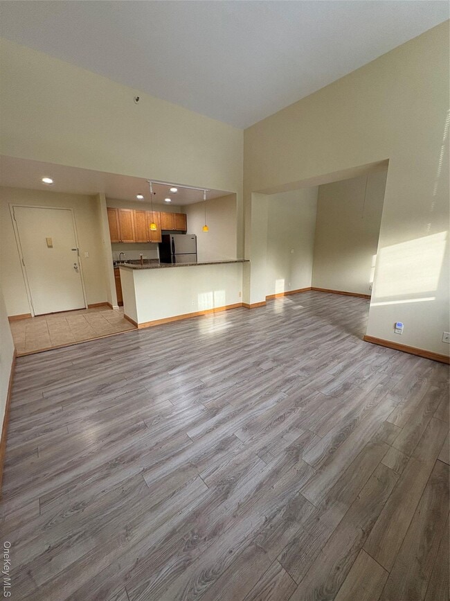 Building Photo - 1701 Crompond Rd