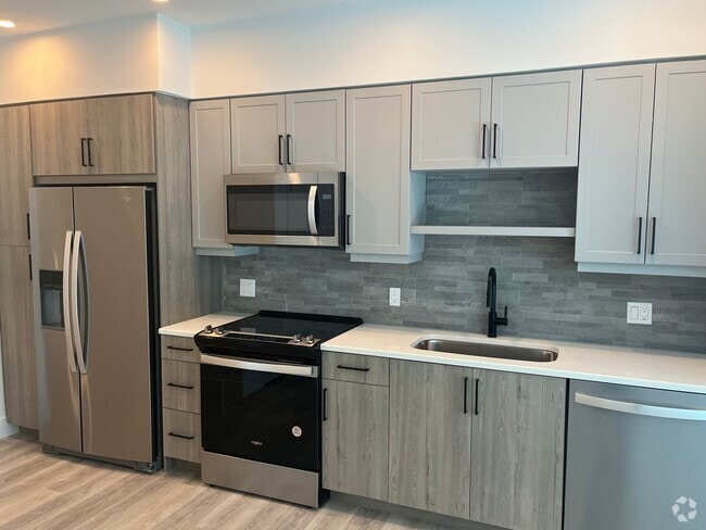 Building Photo - 30 NW 31st St Unit S1 Rental