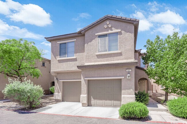 Building Photo - 3 bedroom home in gated community