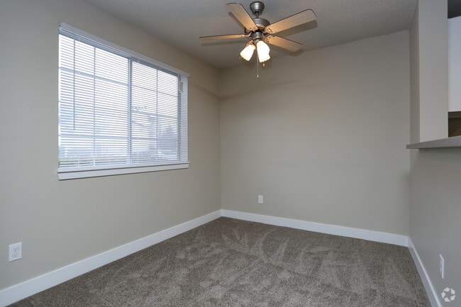 Mallard Pointe at Riverbend