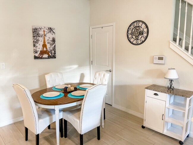 Photo - 5100 Eucalyptus Dr