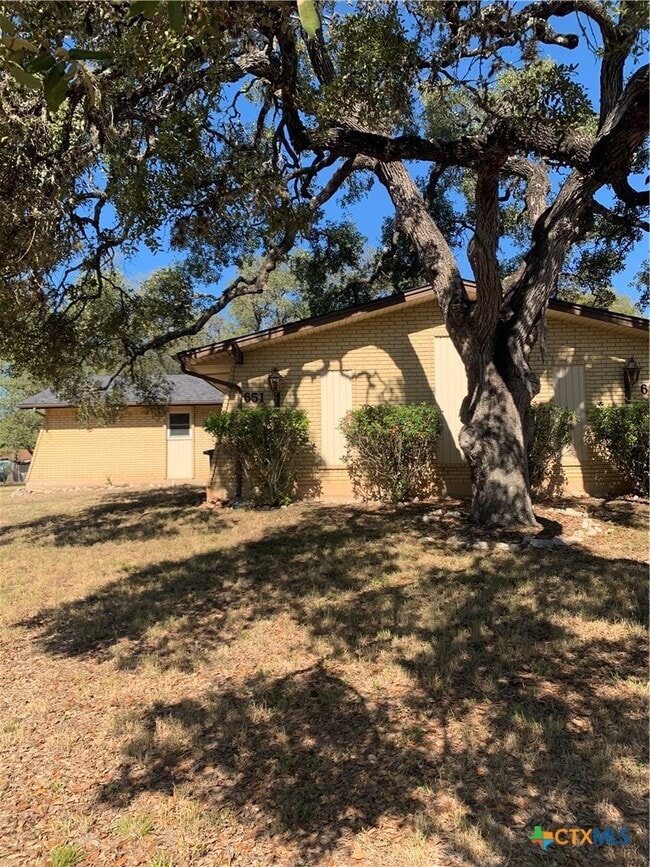 Building Photo - 651 Rock St