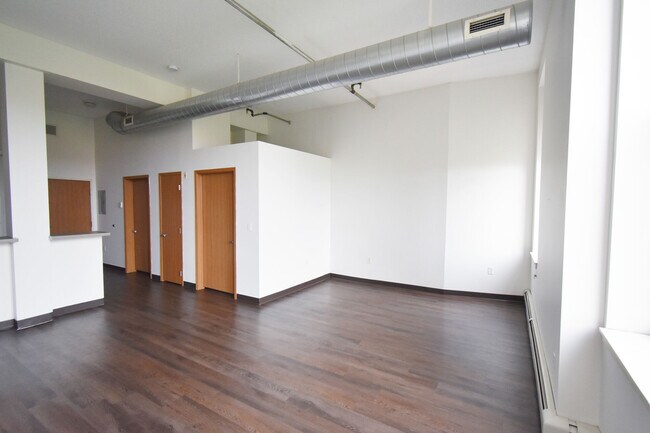 Straus Lofts