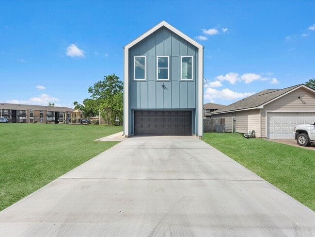 Photo - 1130 Miller Rd