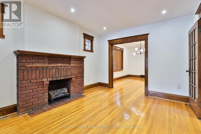 Photo - 111 A Wright Ave