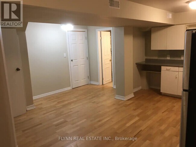 Photo - 9 Panda Ln