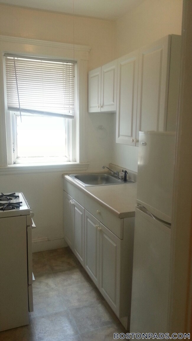 Photo - 1450 Commonwealth Ave Unidad 9