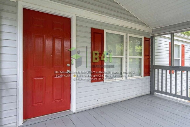 Photo - 355 Steele Dr