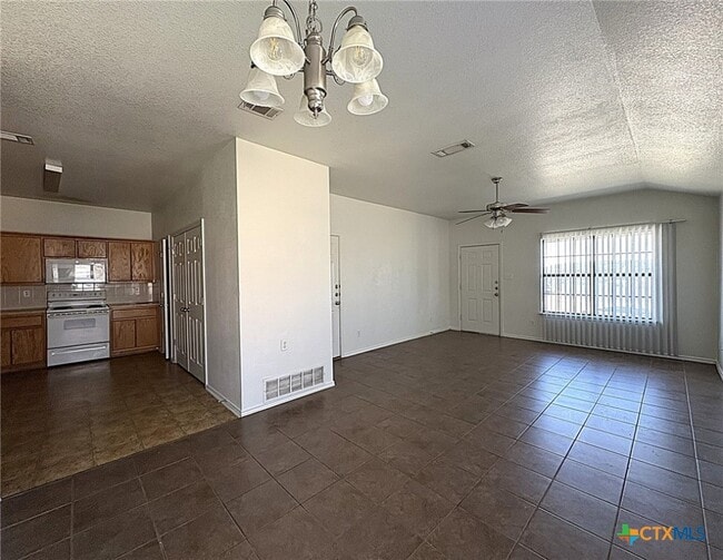 Photo - 2812 Ashley Dr