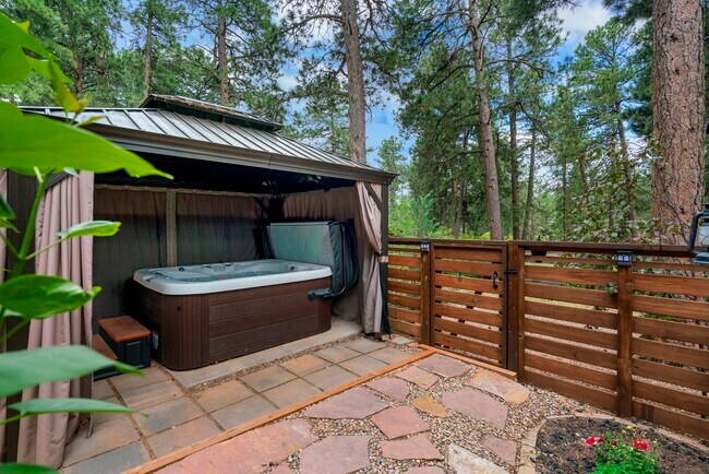 Photo - 4515 Red Rock Dr