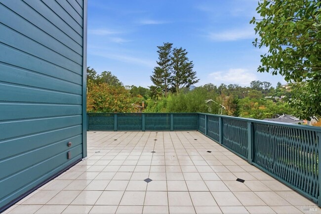 Photo - 309 Melrose Ave