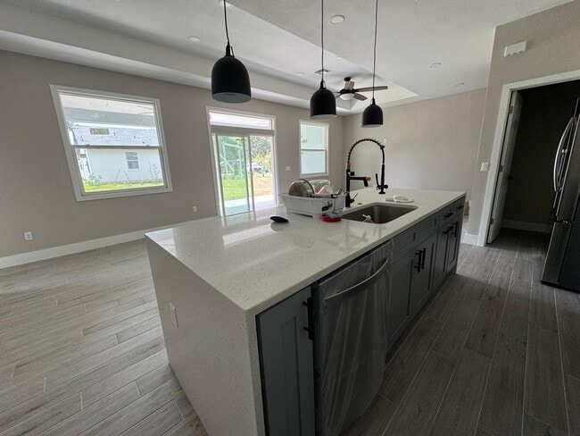 Photo - 3224 Raeford Rd