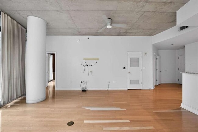 Photo - 950 W Peachtree St NW Unit 612