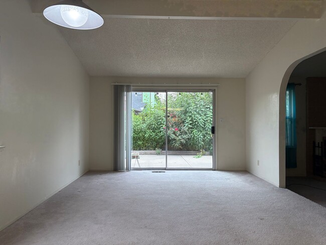 Photo - 3 Bedroom Home in Sparks!