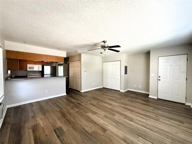 655 3rd Ave N Unidad D