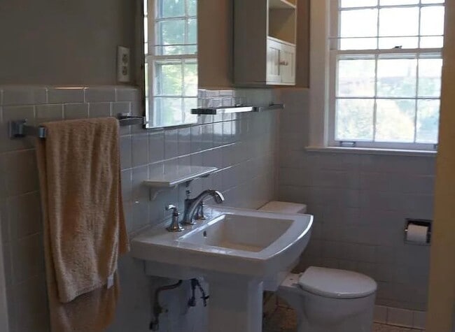 Photo - 2107 Sunset Pl