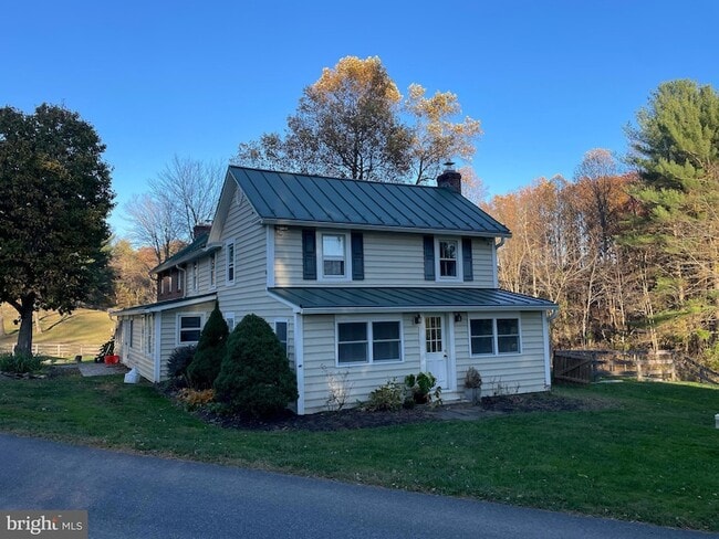 Building Photo - 6270 Davis Rd