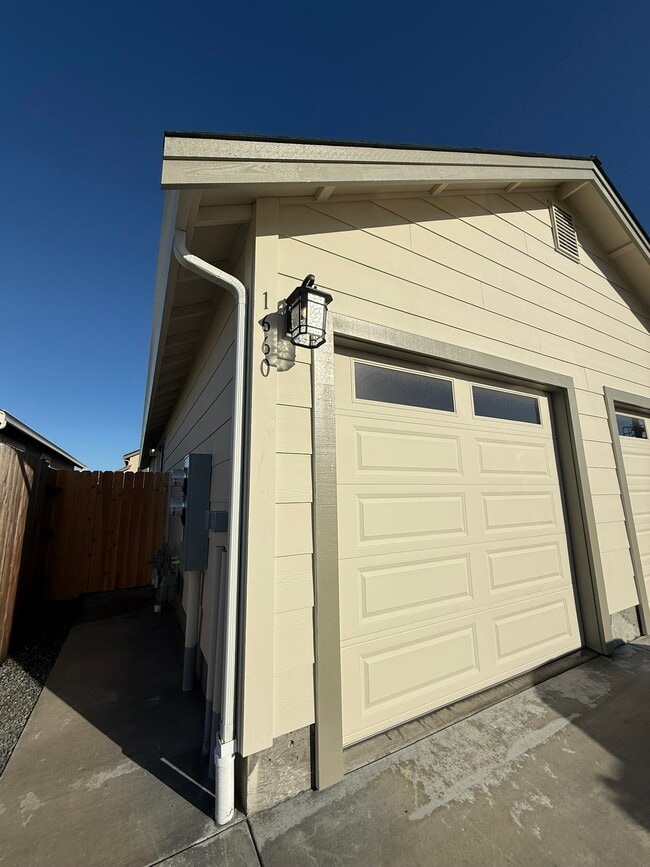 Photo - 1660 Ascent Pl