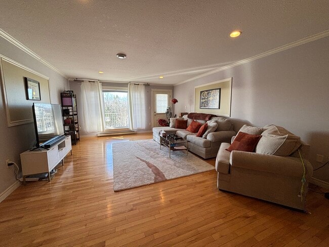 Building Photo - Apartment for Rent Unit 1