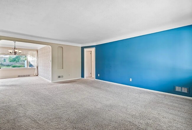 Photo - 16402 Webster Rd