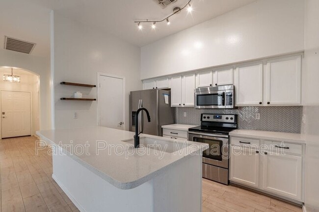 Photo - 16728 S 22nd St