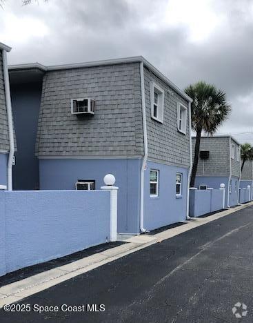 Building Photo - 390 W Cocoa Beach Causeway Unit 22-3 Rental