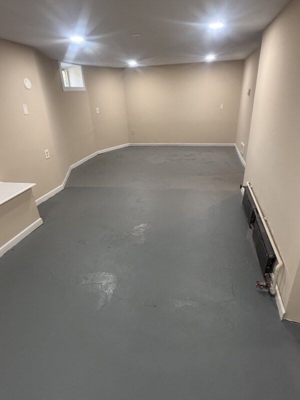 Photo - 350 George St W