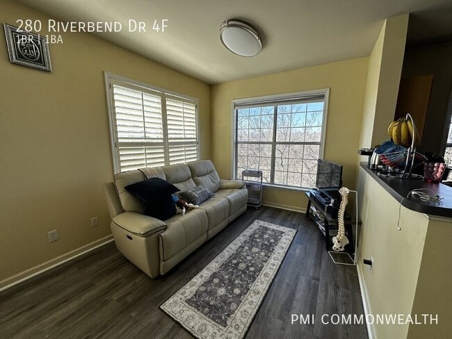 Photo - 280 Riverbend Dr