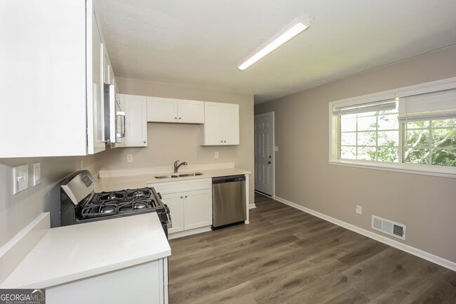 Photo - 8904 Channing Dr